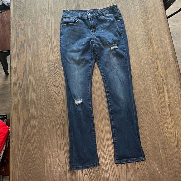 HH Jeans Dark Wash Distressed Skinny Jeans Size 11 - Picture 1 of 11